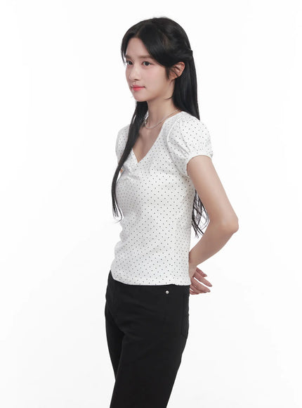 polka-dot-v-neck-tee-cu525