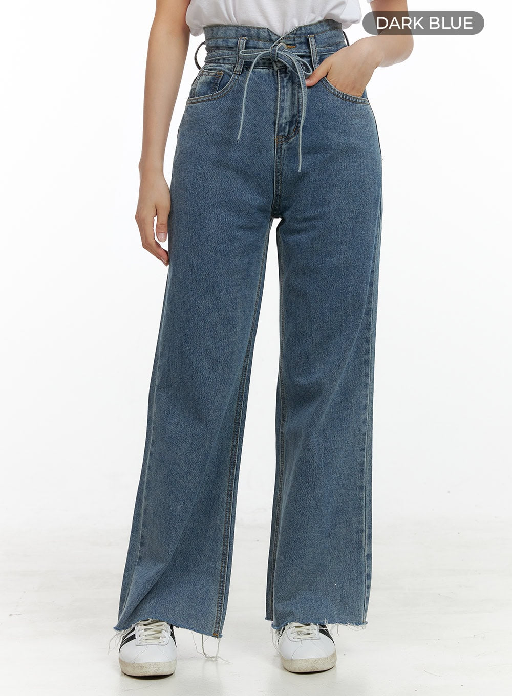 high-waist-belt-strap-denim-wide-leg-jeans-ol411