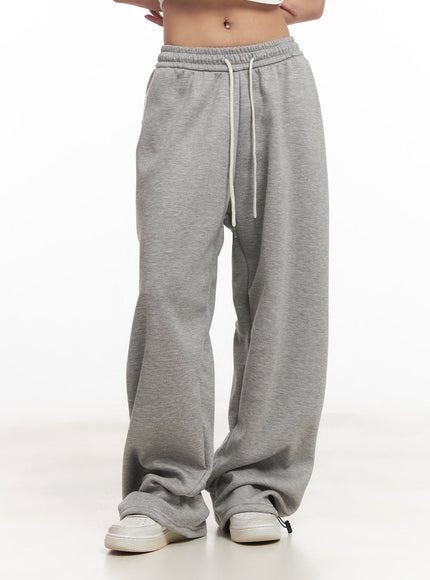 Essential Wide-fit Sweatpants CM505