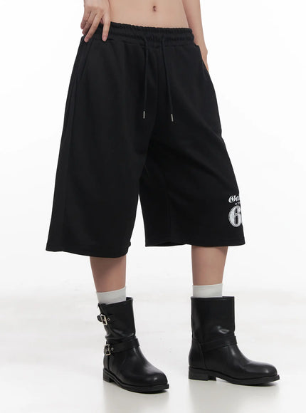 graphic-bermuda-sweatshorts-cu517