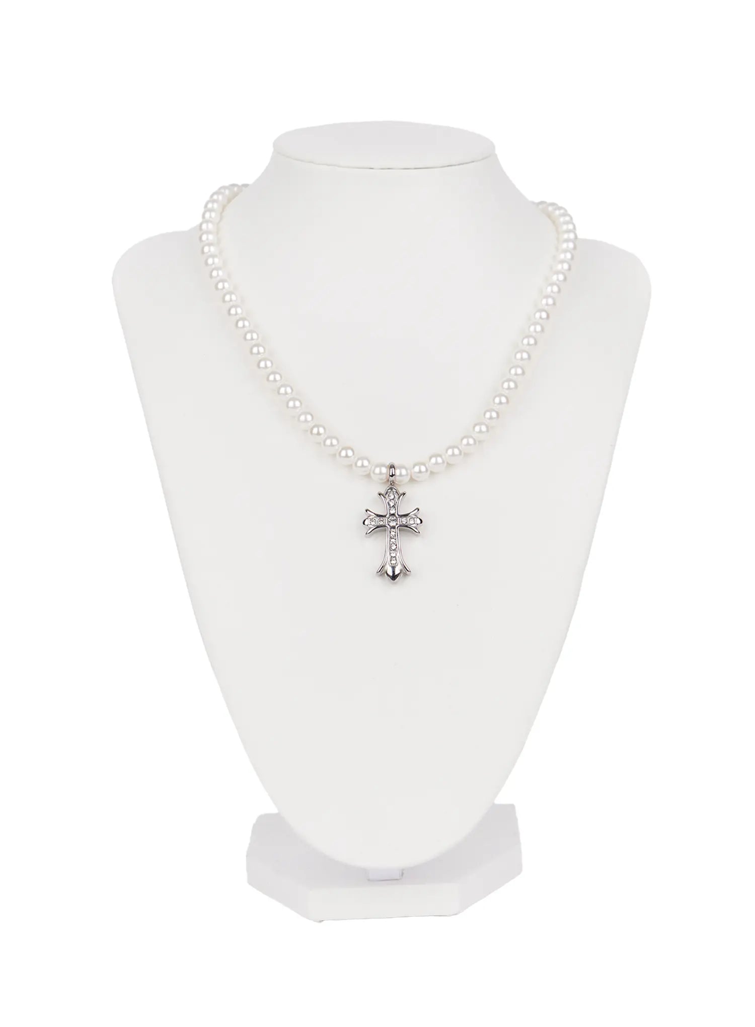 elegant-beaded-pendant-necklace-white-cn511