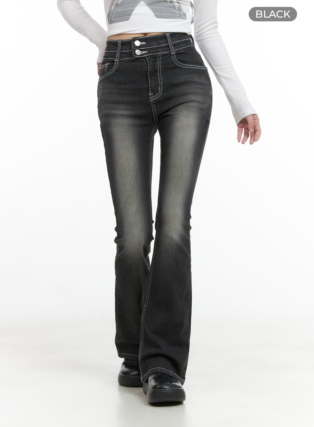gigi-two-button-slim-bootcut-jeans-cg421