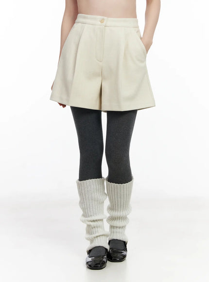 minimalist-cream-tailored-shorts-cj519