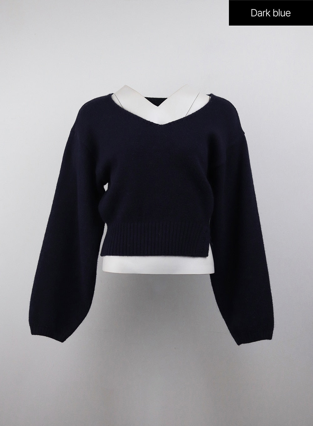 v-neck-solid-sweater-oj411