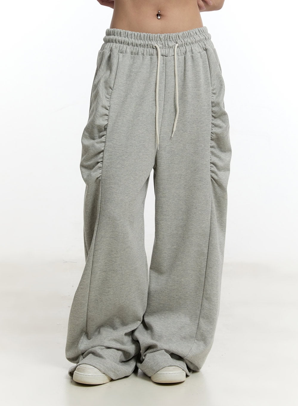 shirred-wide-fit-sweatpants-cy506