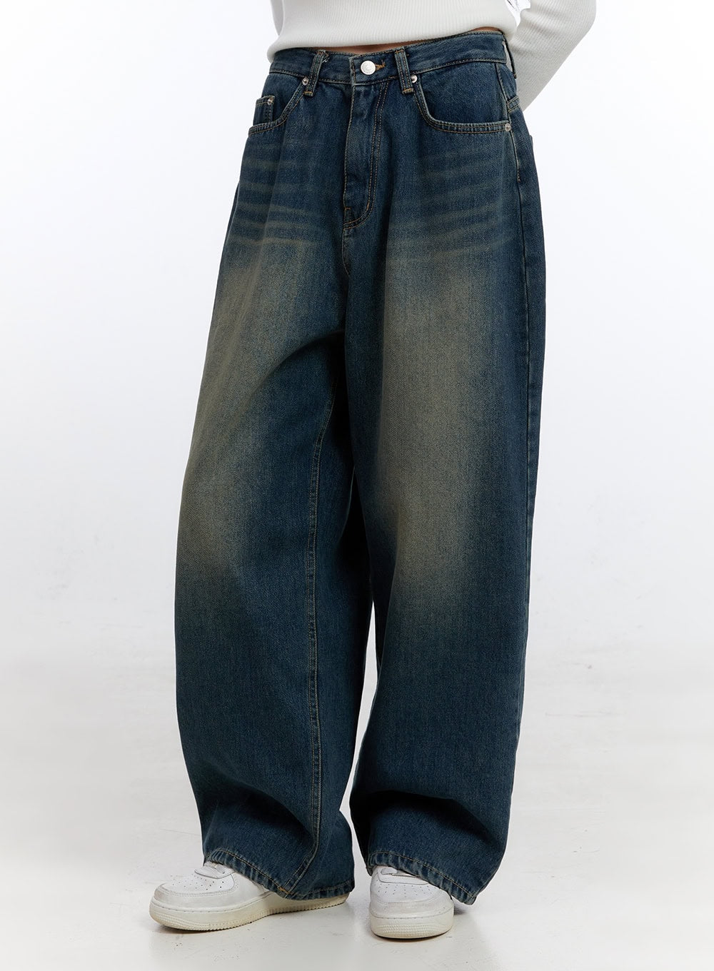 fiona-baggy-washed-jeans-cn401