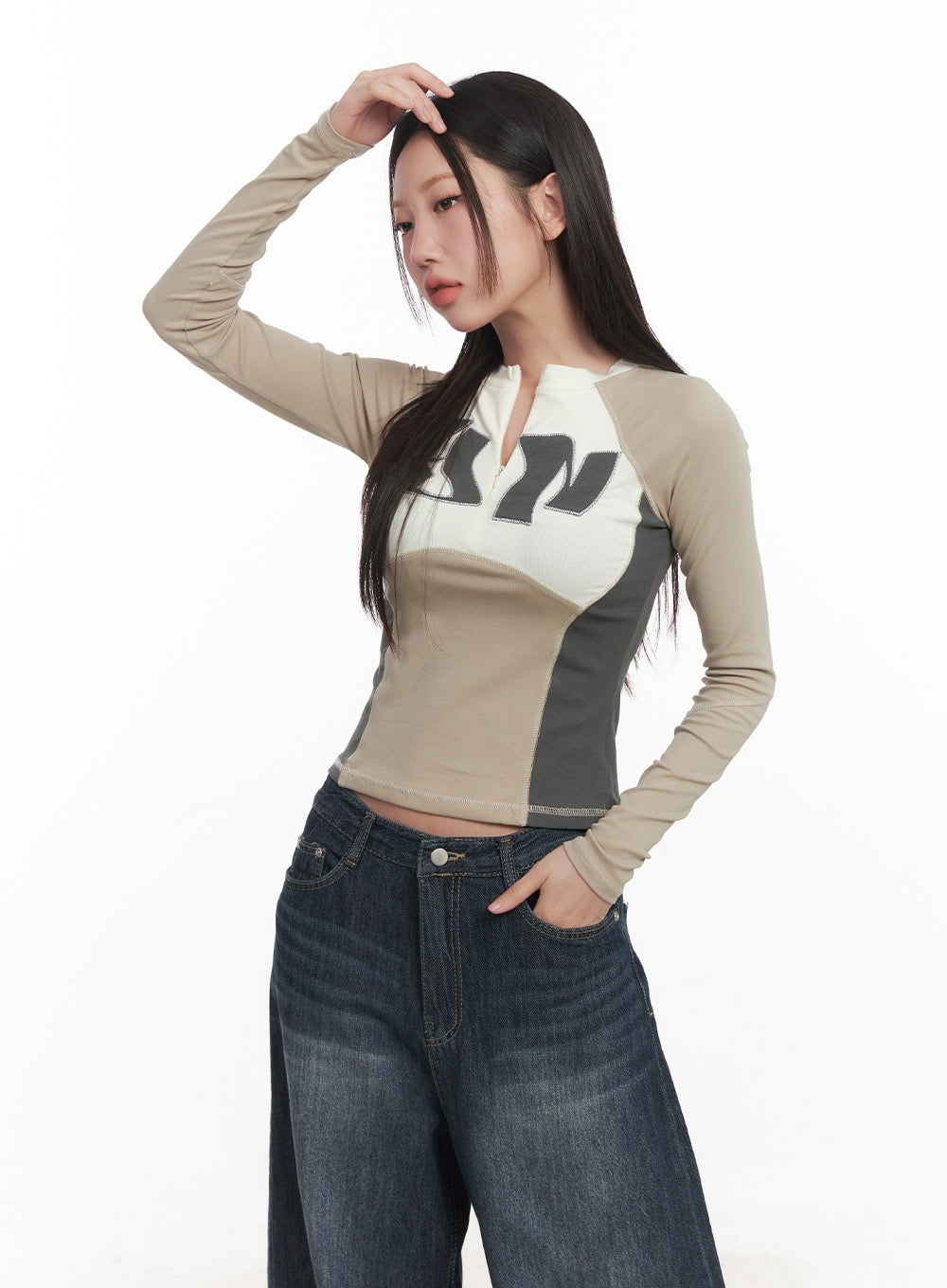 stitched-half-zip-long-sleeve-crop-top-ca521