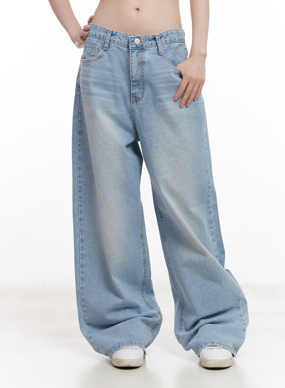 cierra-washed-wide-leg-jeans-cy520