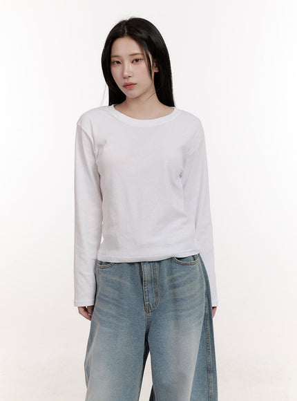 Essential Long-Sleeve T-Shirt CJ529