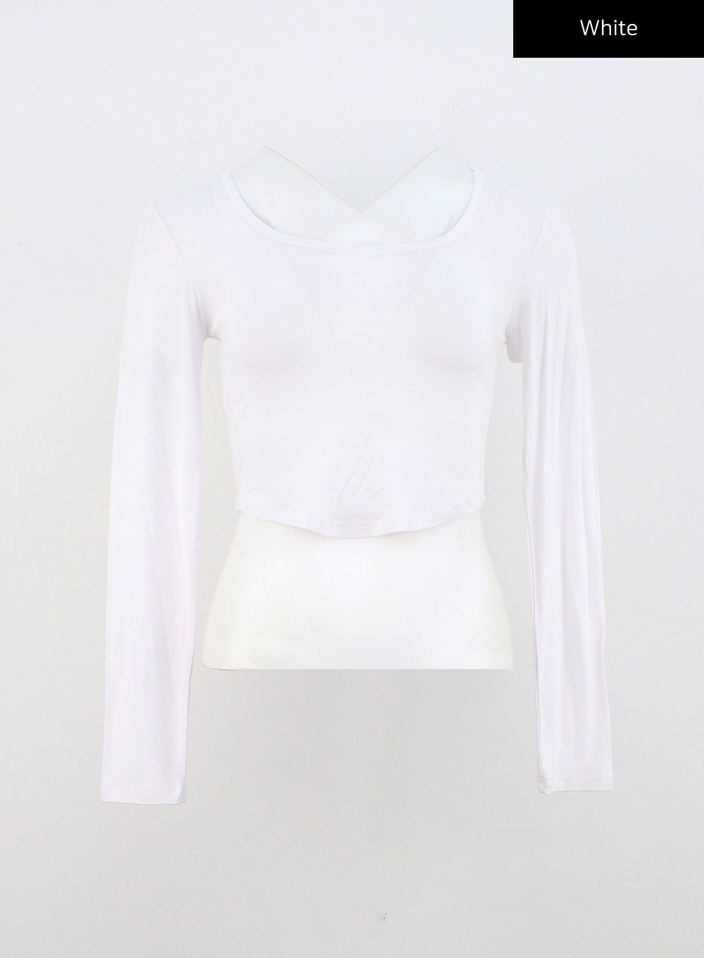 basic-u-neck-long-sleeve-crop-tee-cn303 / White