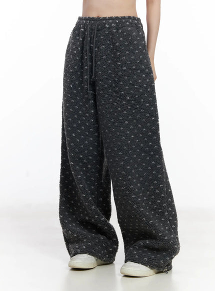 cozy-heart-fleece-wide-pants-cj519