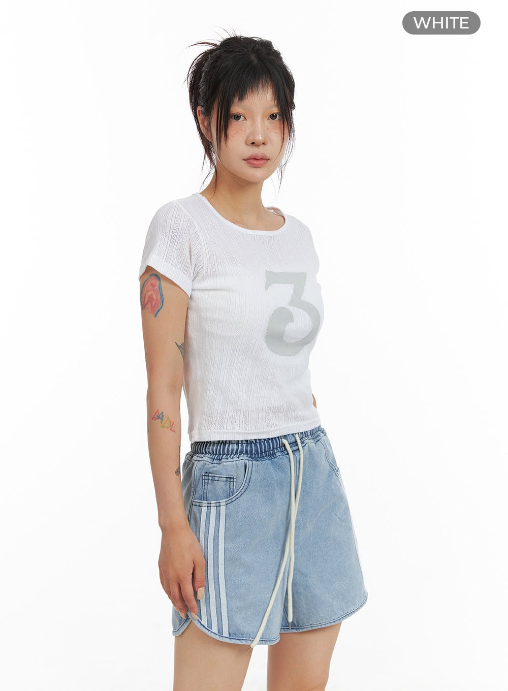 cotton-graphic-crop-top-cl415