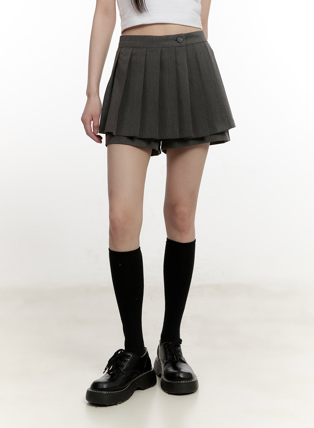 Buttoned Pleated Mini Skort CM513