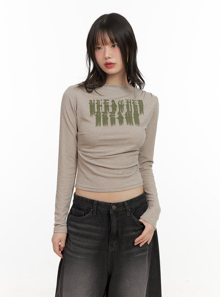 Graphic Slim-Fit Long-Sleeve Crop Top CJ501