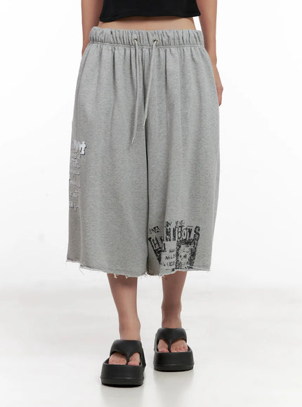 Graphic Relaxed-Fit Bermuda Sweatshorts CL521