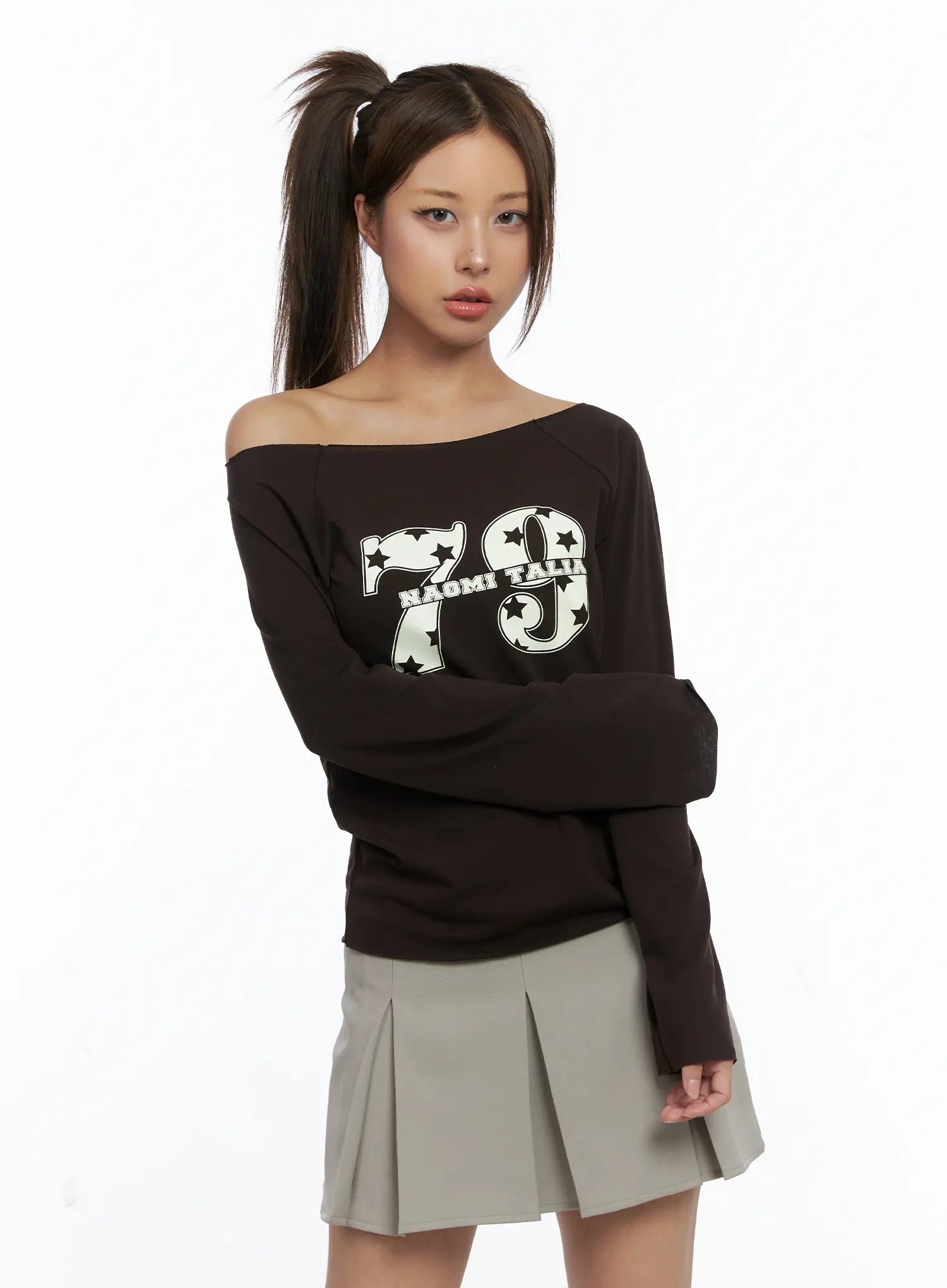 off-shoulder-graphic-long-sleeve-tee-cs504
