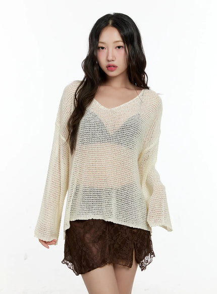 Mesh V-Neck Long-Sleeve Top CL531