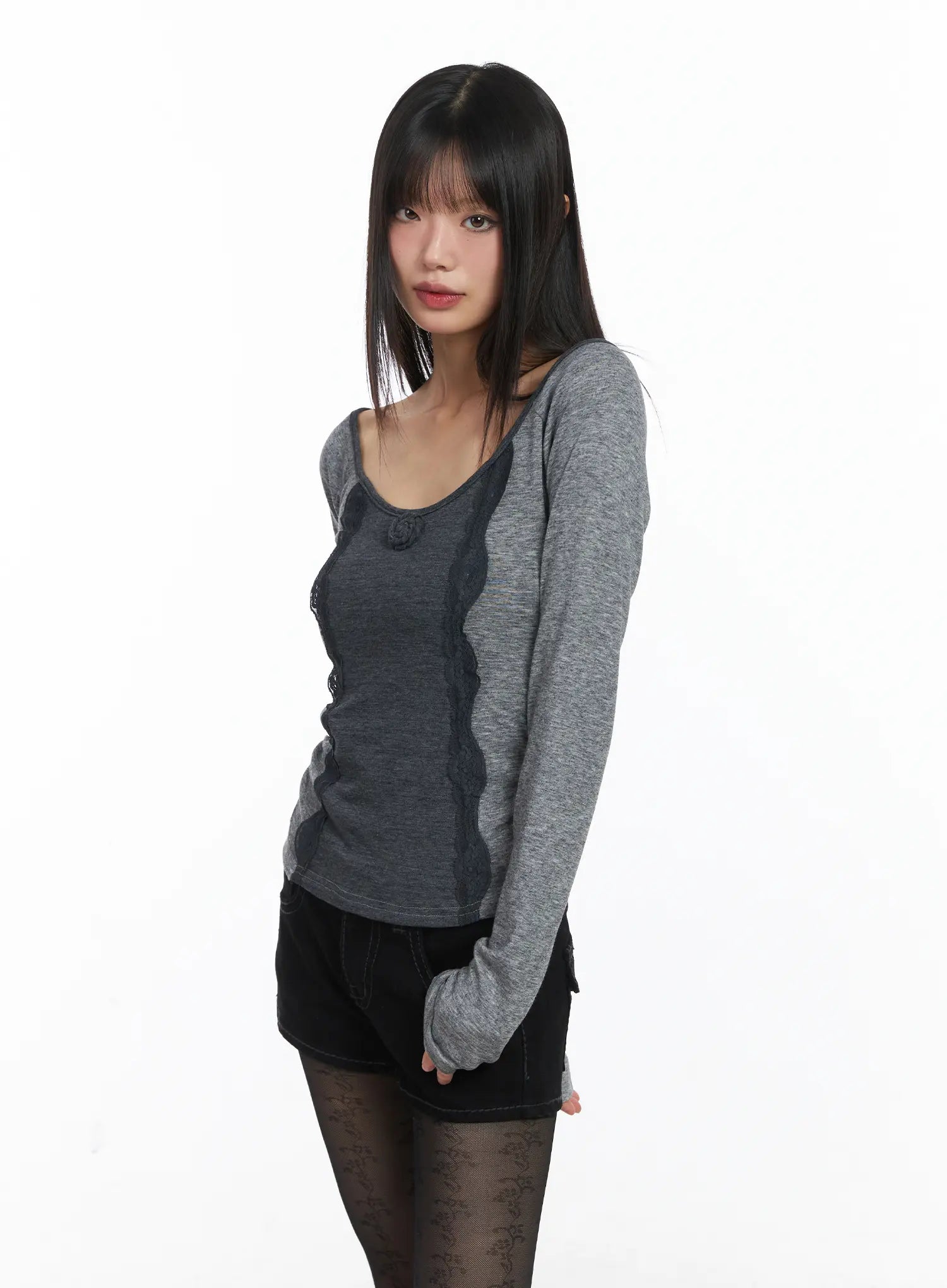 robson-rose-lace-u-neck-top-cd519