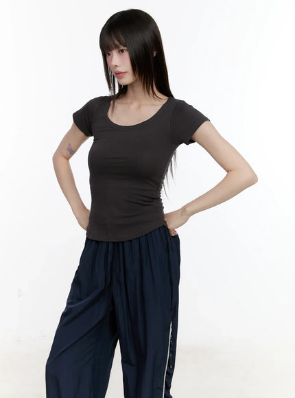 cotton-u-neck-essential-top-cl504 / Dark gray