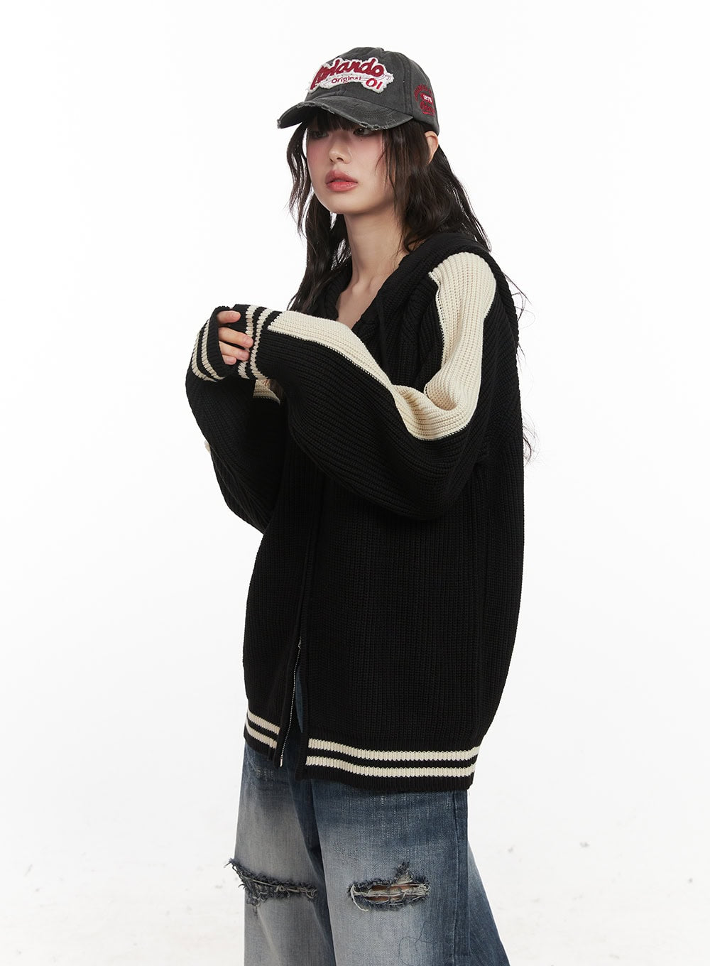 Oversized Hooded Knit Jacket CJ523