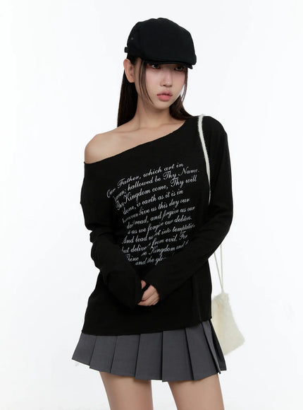 lettering-off-shoulder-long-sleeve-cs517