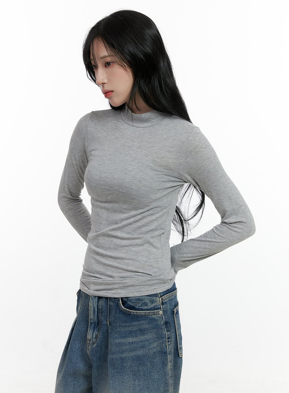 elegant-solid-long-sleeve-tee-cn408 / Gray