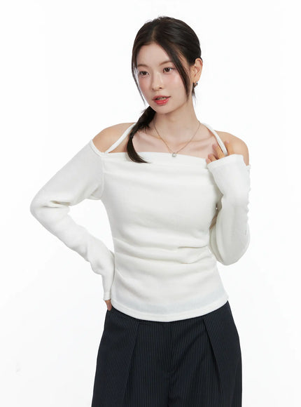 two-way-shirred-fleece-off-shoulder-top-cn518 / White