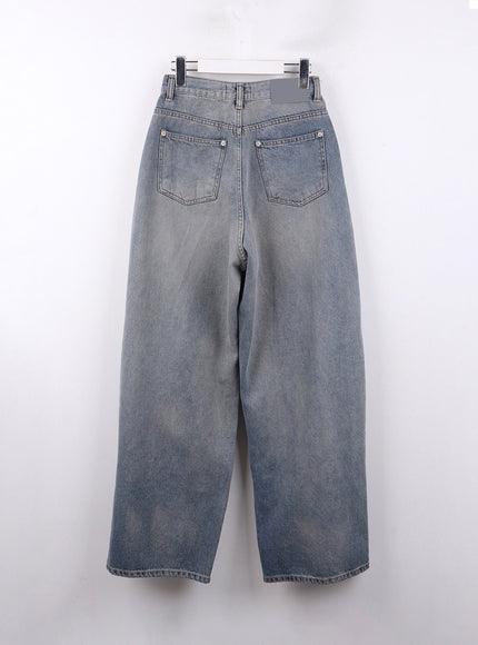 pintuck-washed-denim-wide-leg-jeans-cj418