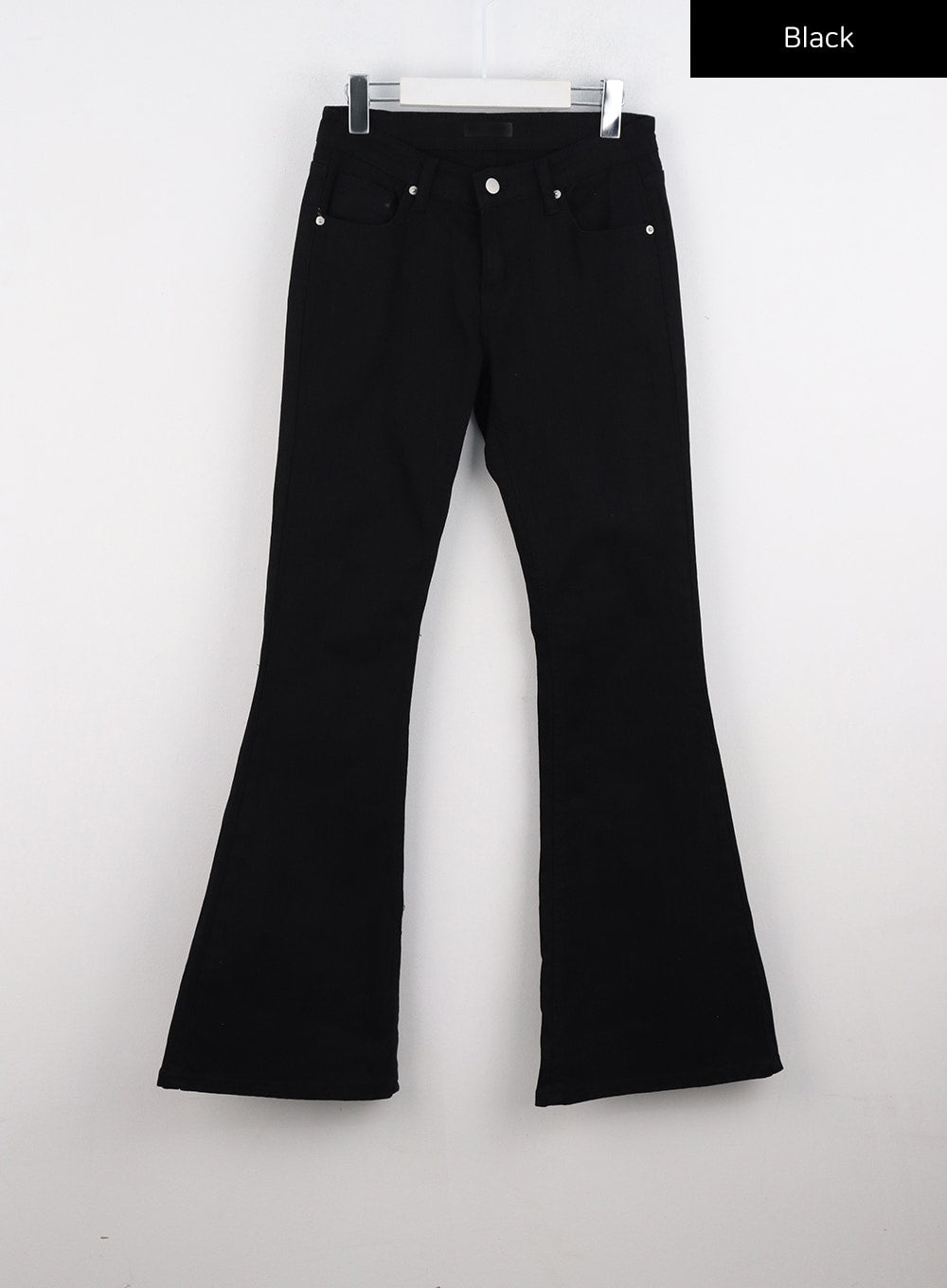 low-rise-bootcut-jeans-co313