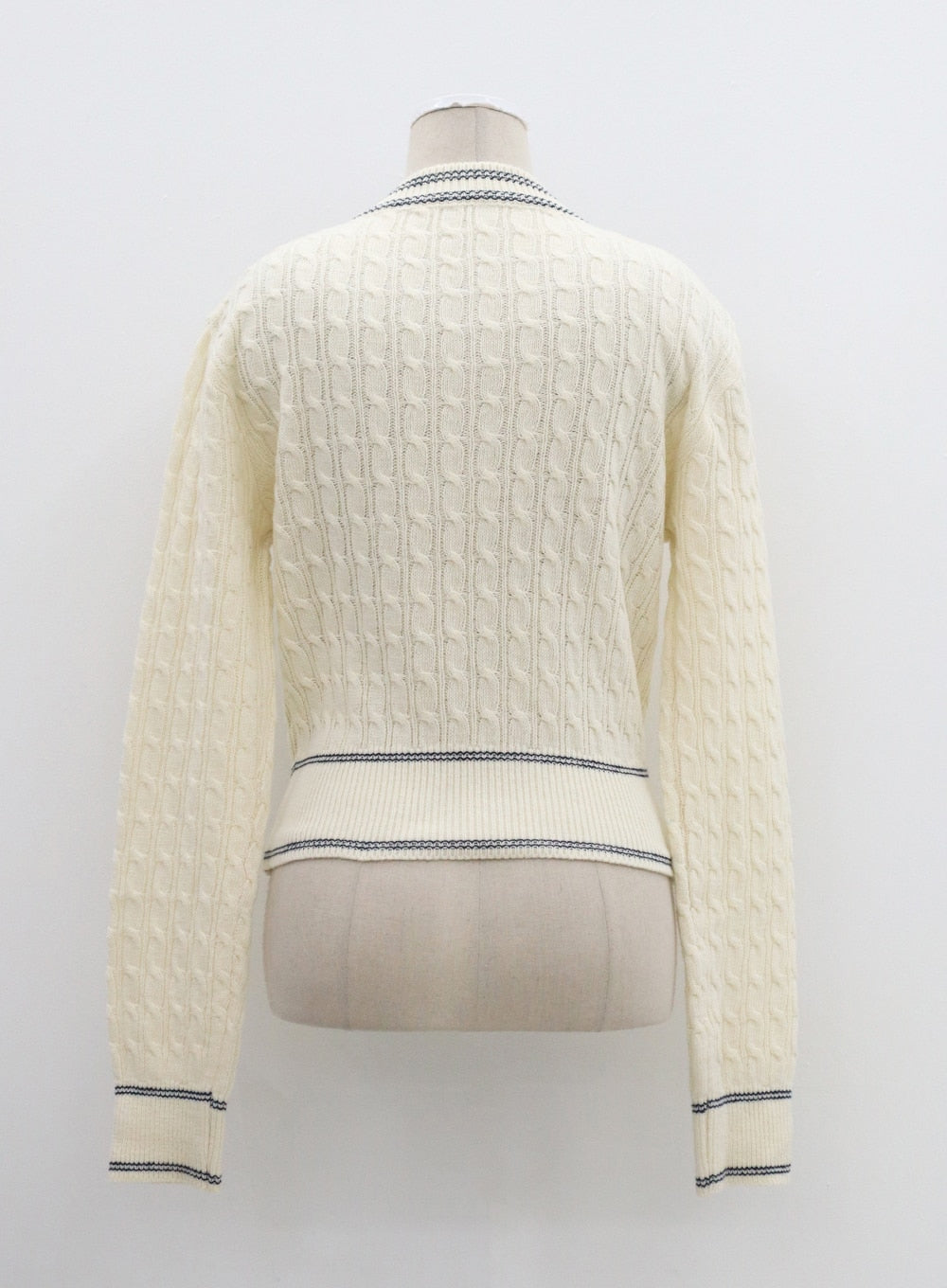 Cable Knit Sweater CM302
