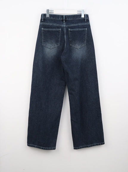 washed-wide-fit-jeans-cs314