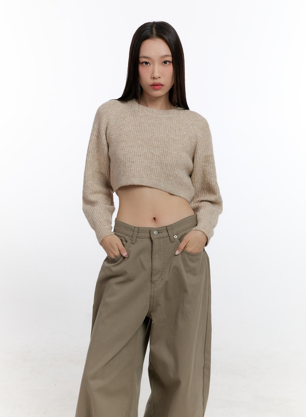 cropped-roundneck-sweater-cn421 / Beige