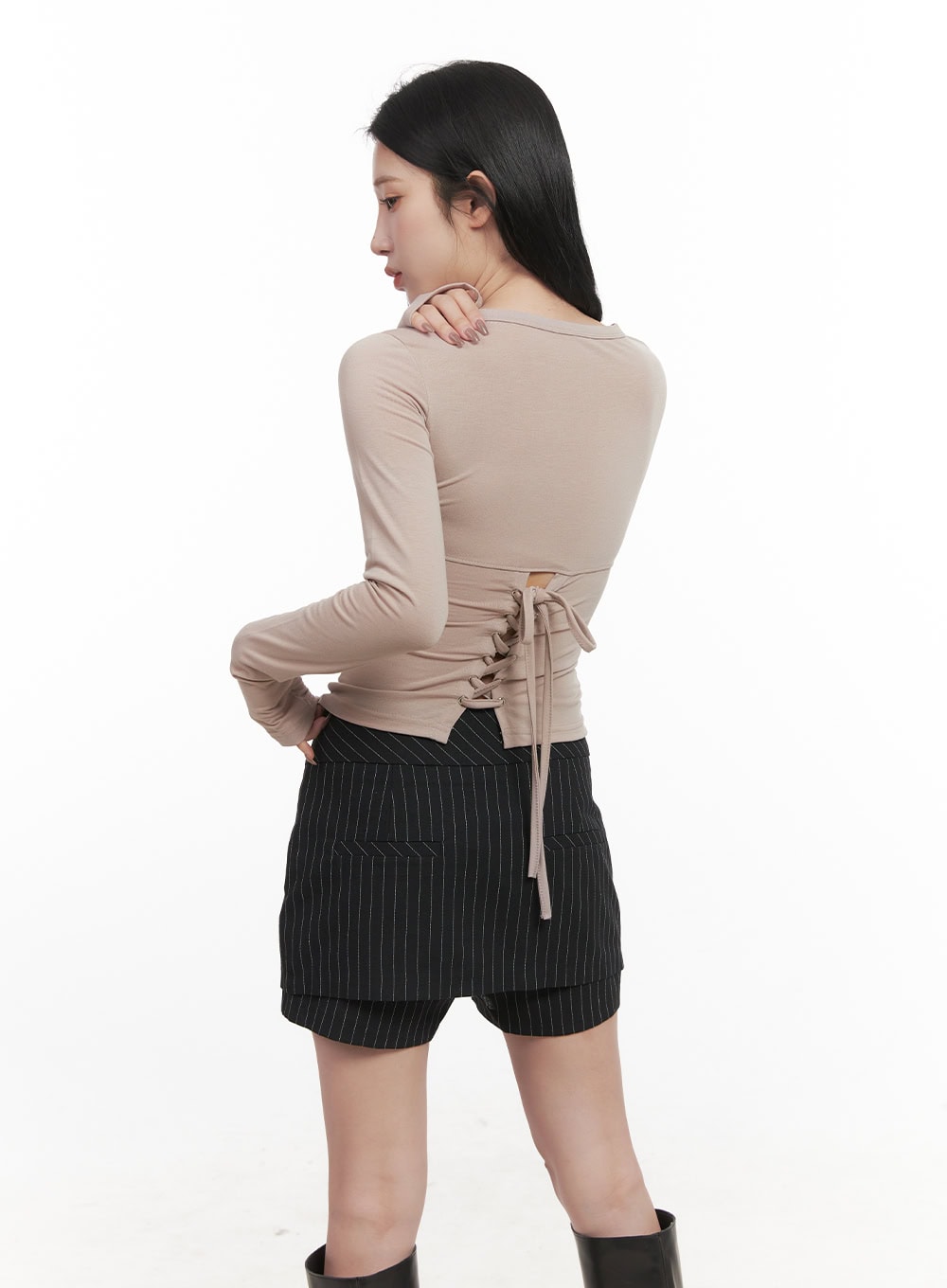 back-lace-up-henley-neck-top-cj517 / Beige