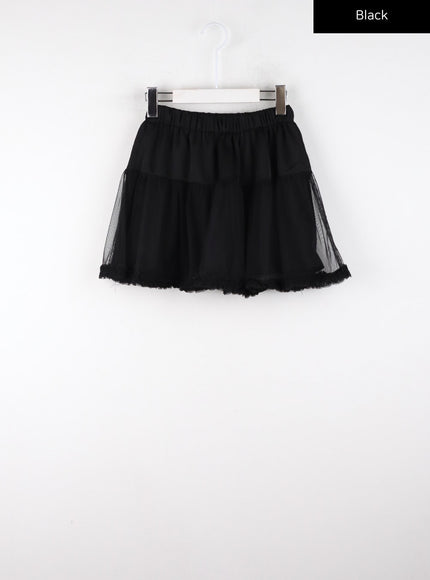 solid-mid-waist-banded-lace-trim-ruffle-mini-skirt-cd328 / Black