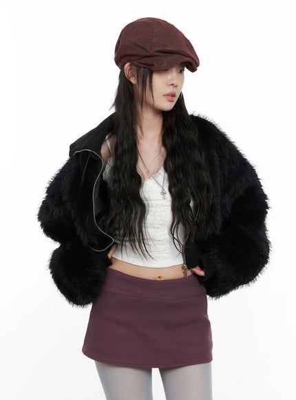 double-sided-faux-fur-crop-jacket-cn513 / Black