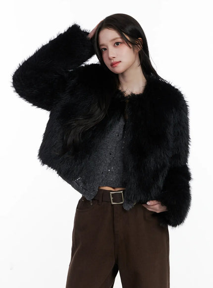 cropped-faux-fur-jacket-cn520 / Black