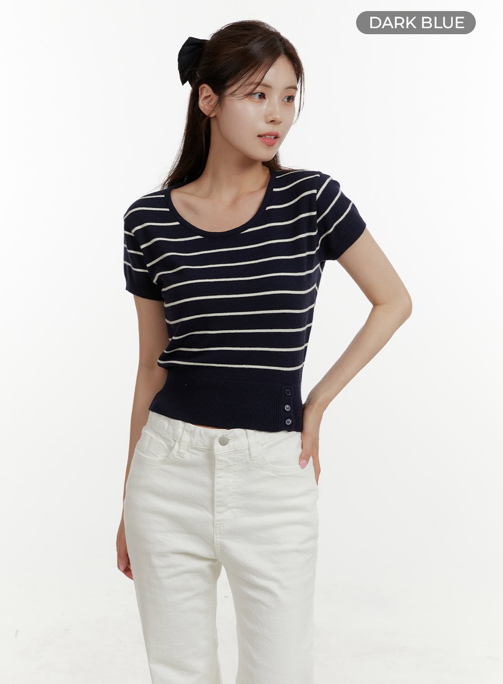 unbalanced-buttoned-crop-knit-tee-oy409 / Dark blue