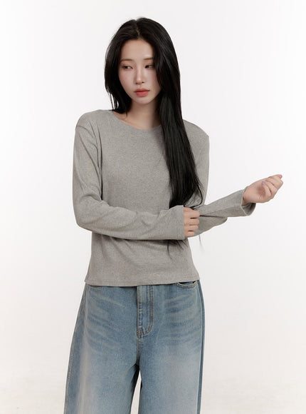 Essential Long-Sleeve T-Shirt CJ529