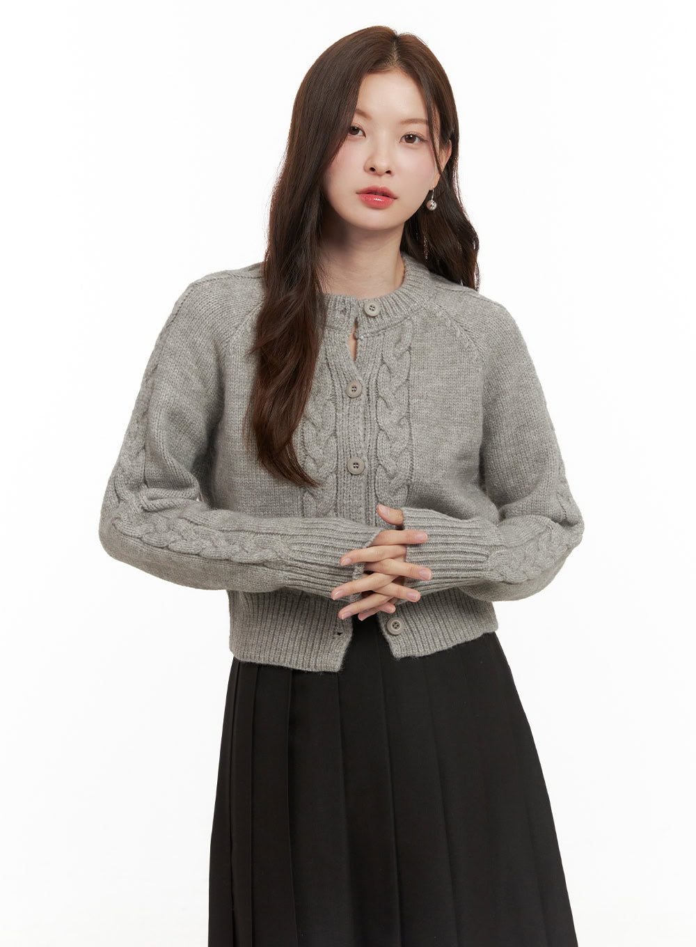 cable-knit-buttoned-cardigan-od403 / Gray