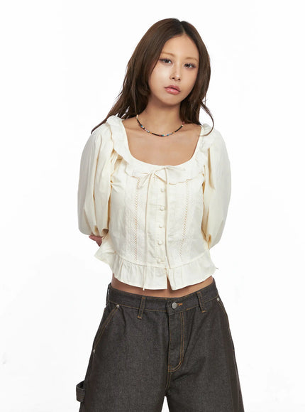ruffled-long-sleeve-blouse-co513 / Light beige