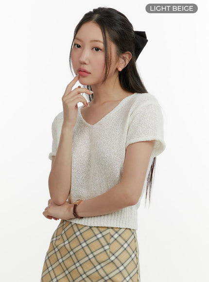v-neck-short-sleeve-knit-crop-top-oy413 / Light beige