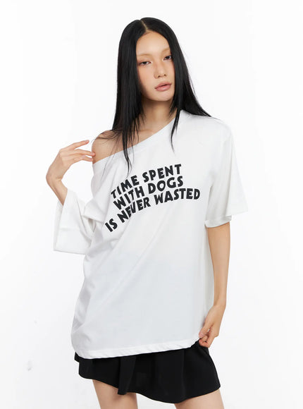 off-shoulder-relaxed-fit-graphic-tee-cl530 / White