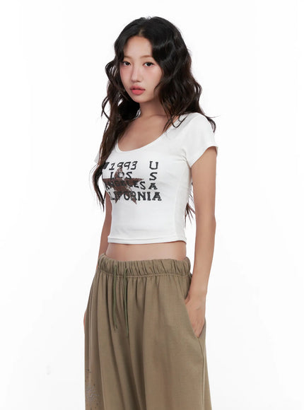 graphic-u-neck-cropped-tee-cl518 / White