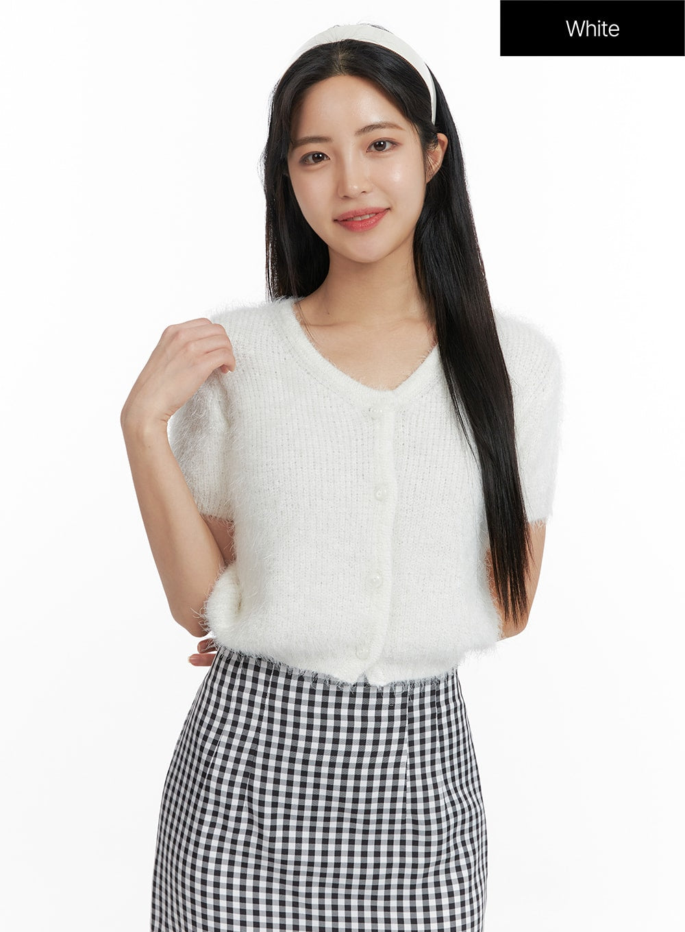fuzzy-v-neck-button-short-sleeve-sweater-of416 / White