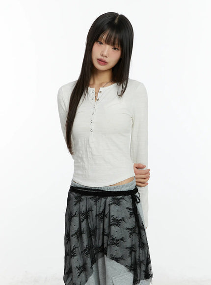 henley-eyelet-long-sleeve-top-cf509 / White