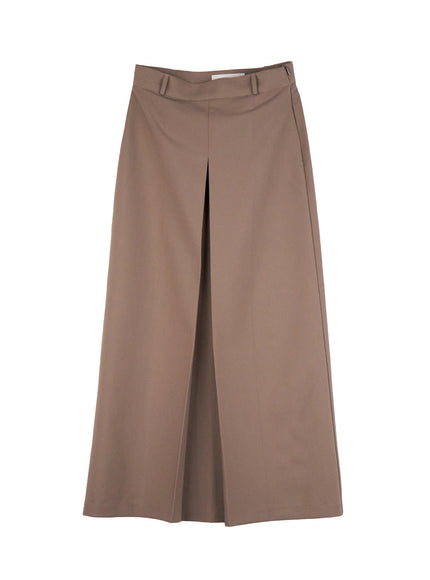 elegant-pintuck-maxi-skirt-cf504 / Beige