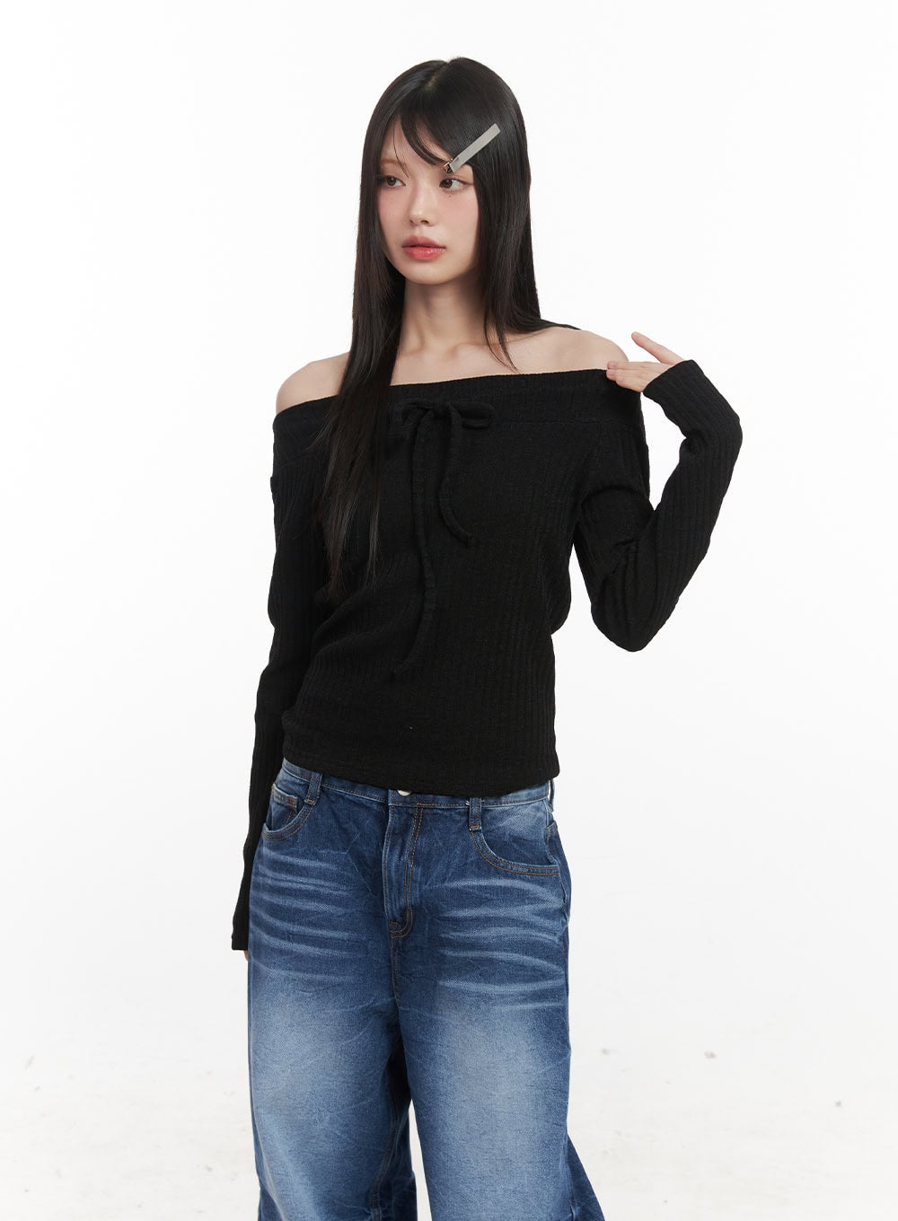 Ribbed Off-Shoulder Long-Sleeve Ribbon Top CJ524