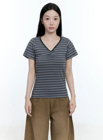 striped-v-neck-shirred-tee-cg501 / Dark gray