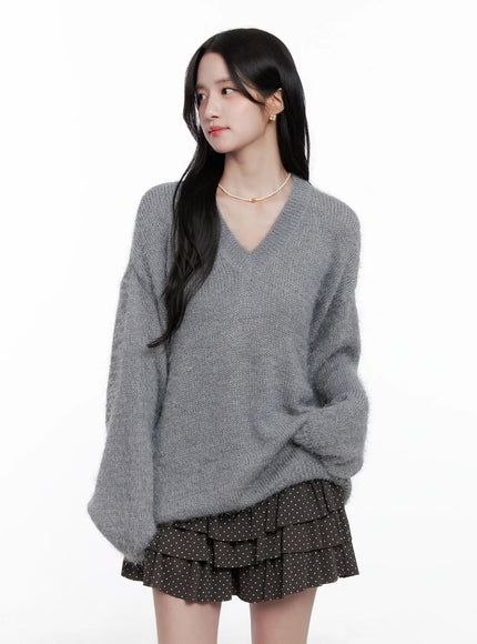 cozy-v-neck-sweater-cs519 / Gray