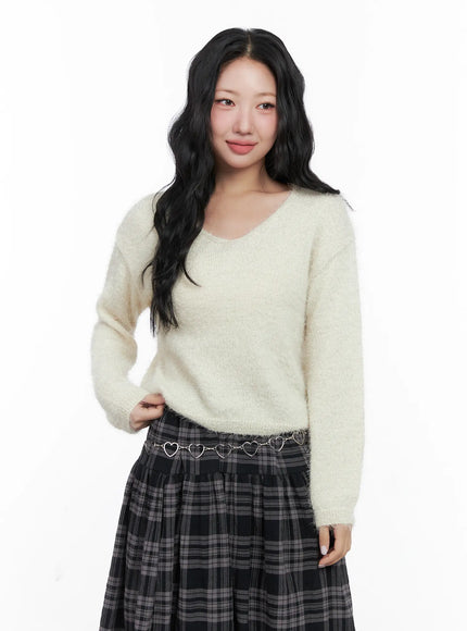 v-neck-ribbon-long-sleeve-knit-sweater-cn514 / Light beige